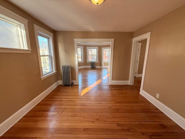 Building Photo - 25 Ronan St