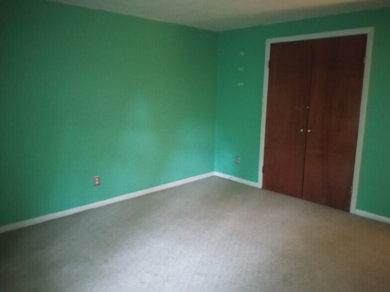 Building Photo - 1254 Pall Mall St