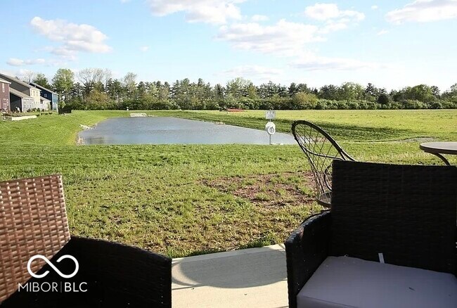 Building Photo - 1125 Barberry Dr