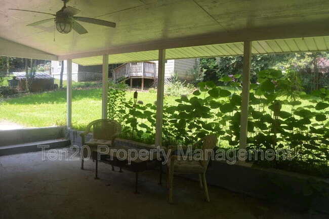 Building Photo - 1815 Marilon Dr