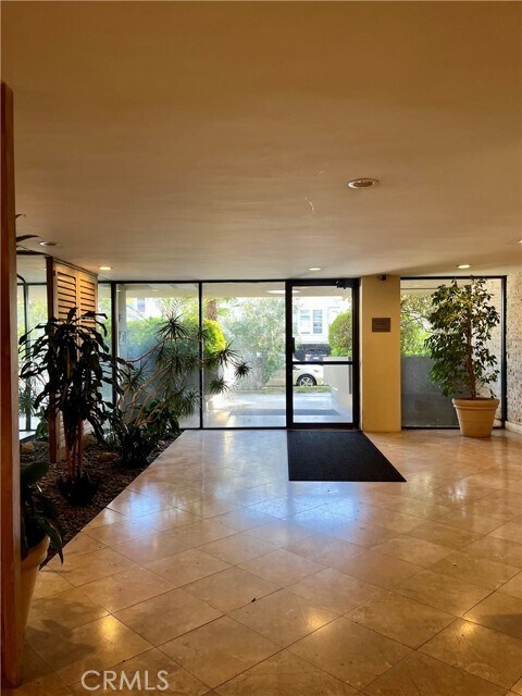 Building Photo - 11044 Ophir Dr