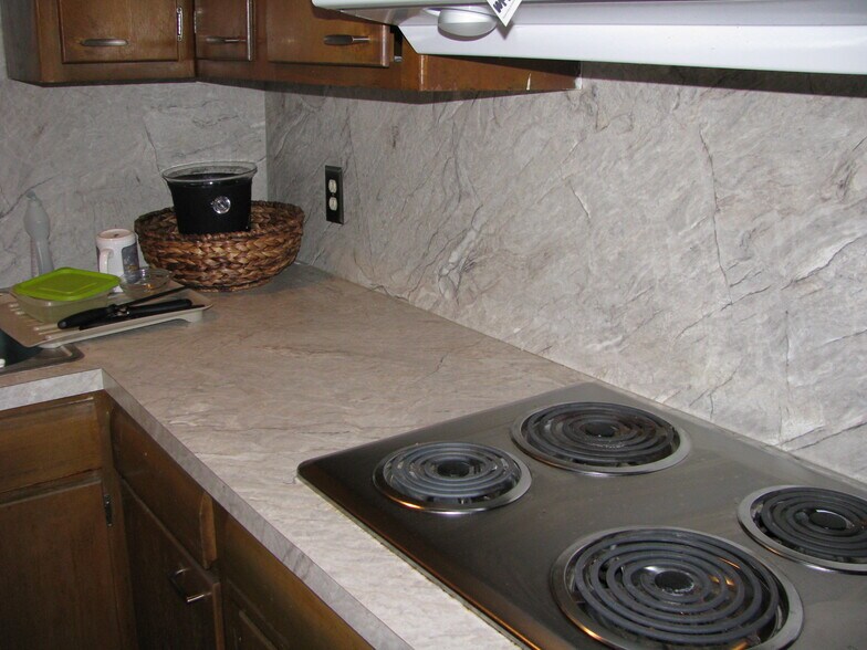 remodeled kitchen - 2800 July St