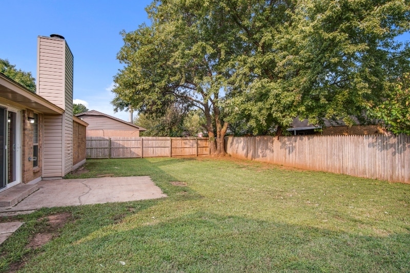 Building Photo - 501 Holly Hill Rd