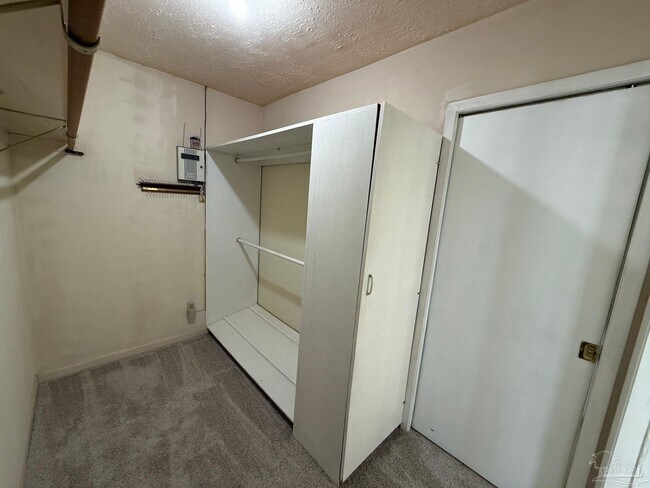 Building Photo - 3801 N 12th Ave