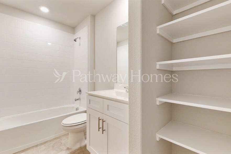 Building Photo - 1625 Vandemere Ct