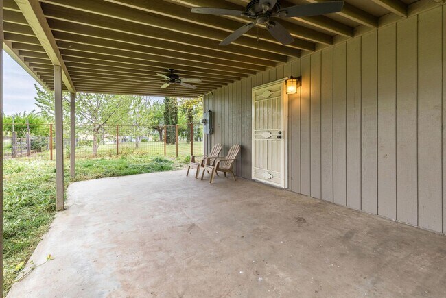 Building Photo - Peaceful Country Casita in the Foothills – 1 Bed / 1 Bath