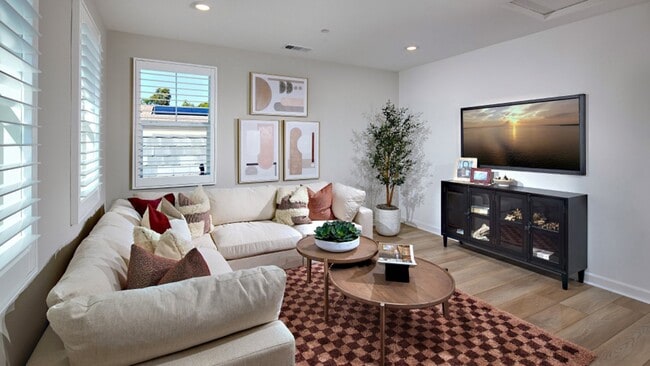 Upstairs Loft - 11358 Jacob Ln