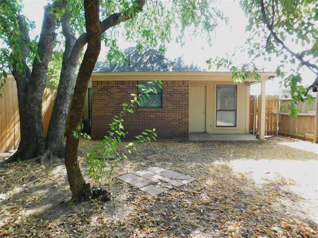 Building Photo - 3305 Gardenview Cir