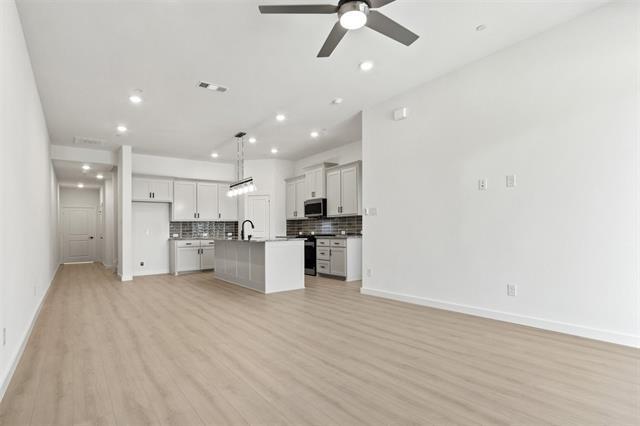 Building Photo - 2833 Concord Dr