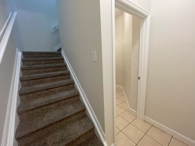 Building Photo - 4066 Meander Pl