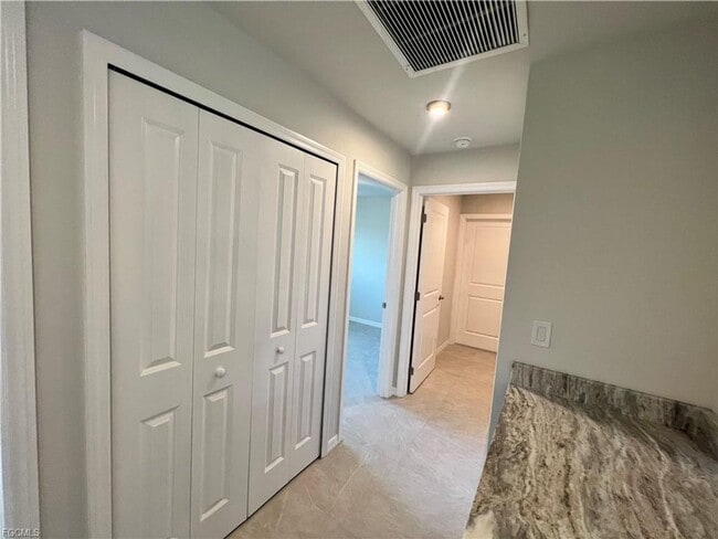 Building Photo - Stunning 4 Bed 3 Car Garage Home Available Now Near Burnt Store Rd