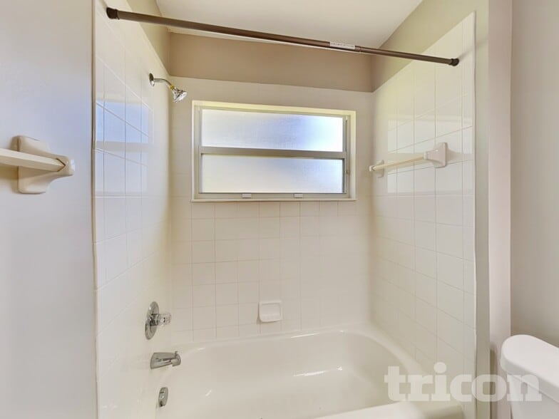 Building Photo - 1668 Hidden Forest Ln