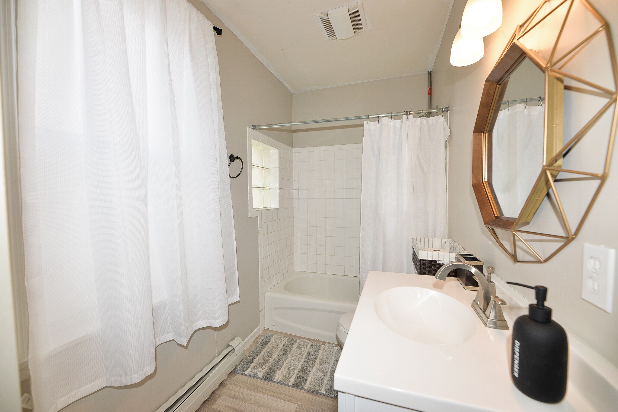 bathroom 2 - 2106 Pogue Ave