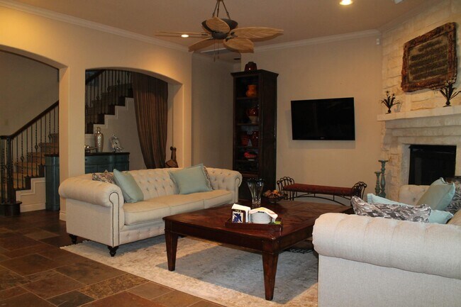 Building Photo - 2922 Ivory Creek