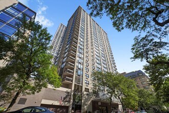 Building Photo - 1313 N Ritchie Ct