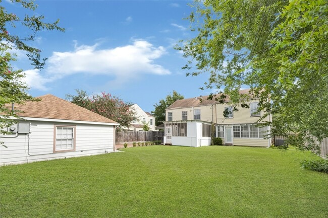 Building Photo - 4390 Harvest Ln