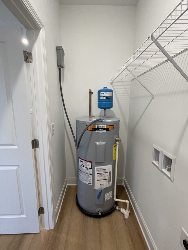 Building Photo - 2719 Orton St