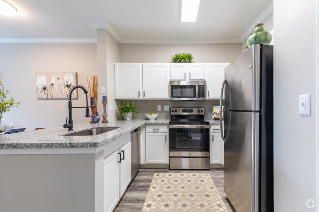 Interior Photo - Westmount at Eldridge