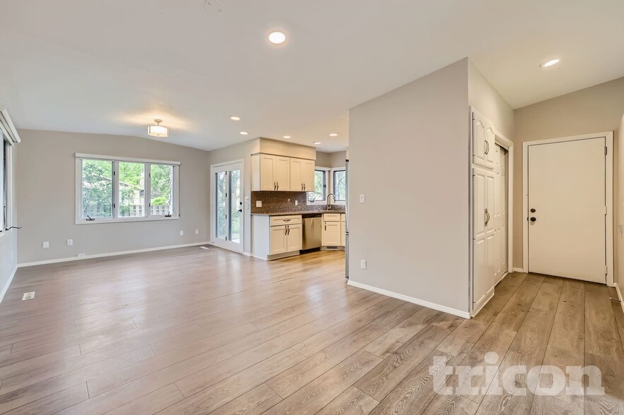 Building Photo - 2505 Kennelly Ct