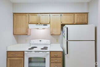 Building Photo - Charming 2 Bedroom 2 Bath Townhouse in Dur...