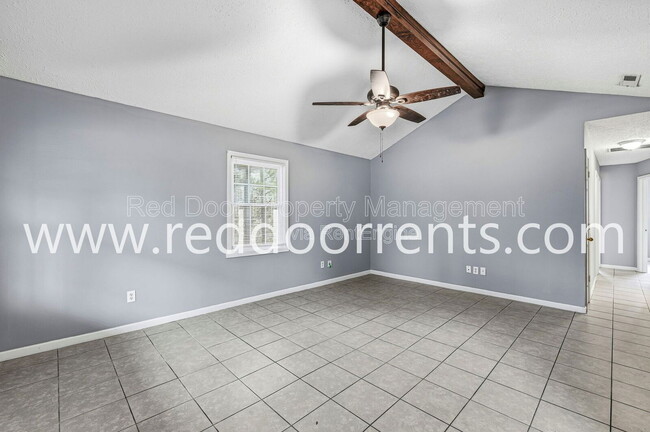 Building Photo - 517 Gibbs St