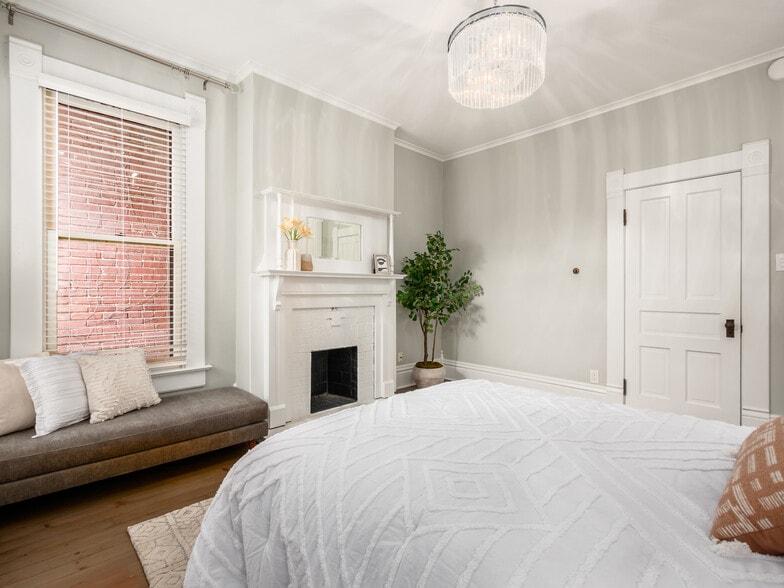 Primary Bedroom - 926 City Park Ave