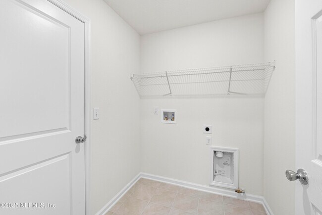 Building Photo - 11117 Buckner Ln