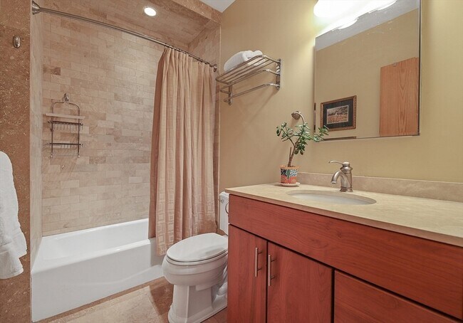 Building Photo - 99-105 Broad Street Unit 7B