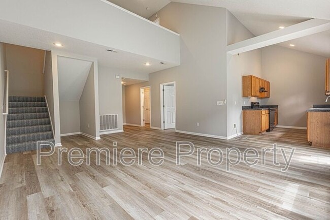Building Photo - 7957 Parallel Pkwy