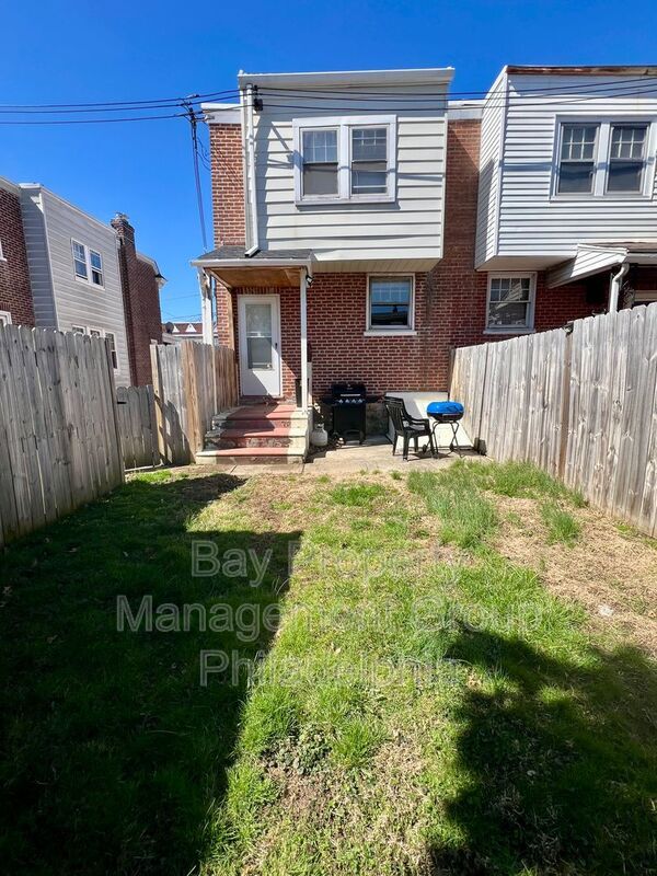 Building Photo - 25 W Parkway Ave