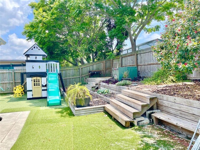 Building Photo - 9011 Ledgestone Ln