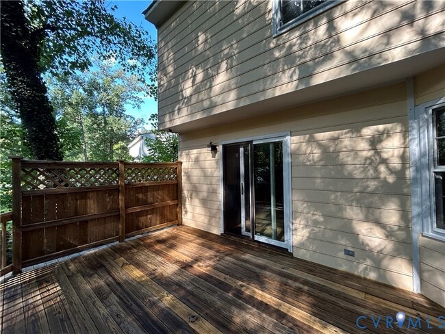 Building Photo - 7502 Native Dancer Dr