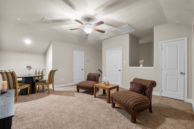 Building Photo - 416 Via Regatta Dr