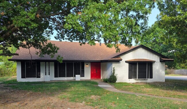 Primary Photo - 6400 Buena Vista Dr