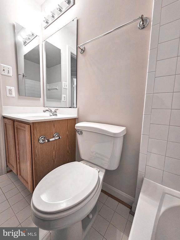 Building Photo - 13117 Tannery Ridge Dr