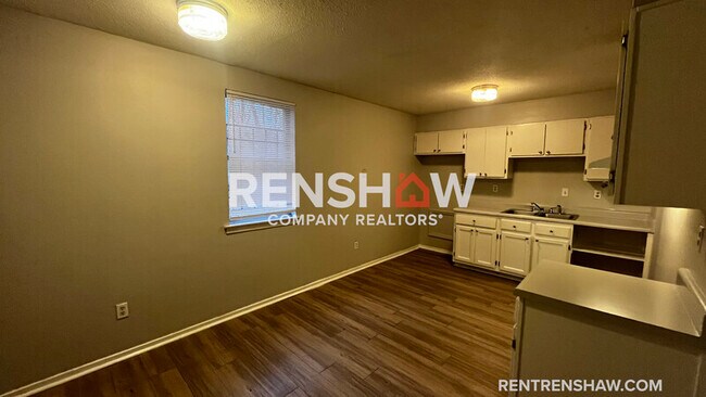 Building Photo - 3666 Bluff Wood Dr