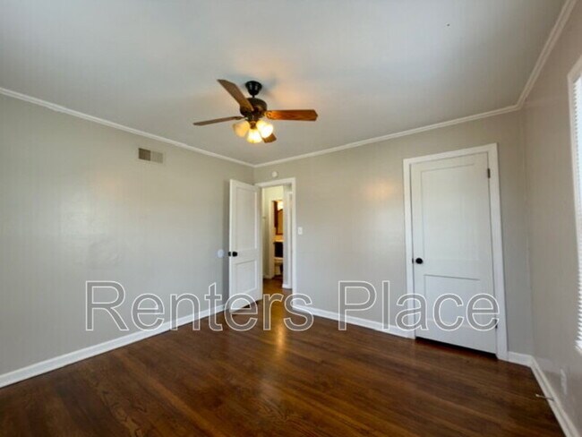 Building Photo - 7212 E 4th Pl