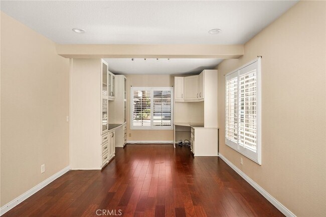 Building Photo - 4867 Tremezzo Dr