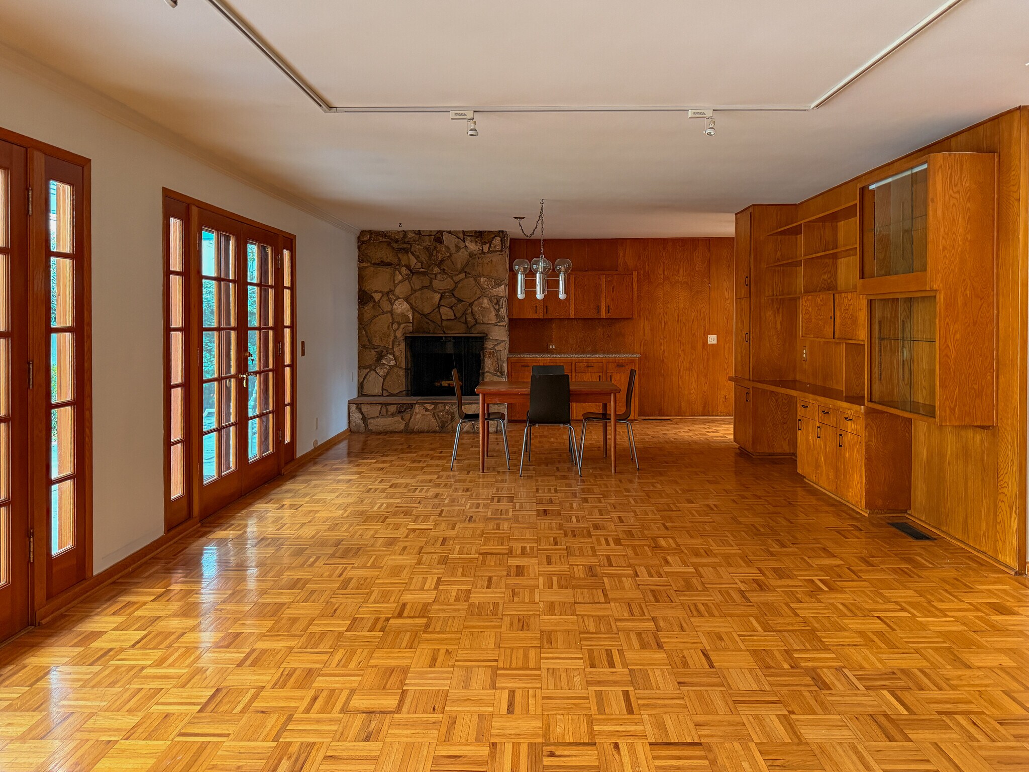 Building Photo - 5516 Ethel Ave