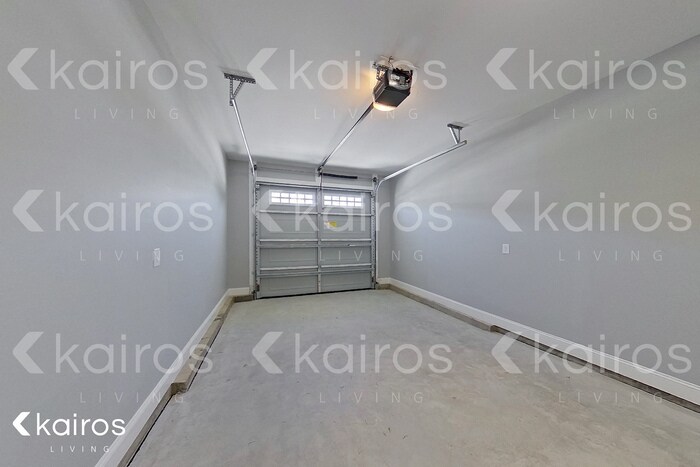 Building Photo - 3716 Oak Leaf Wy