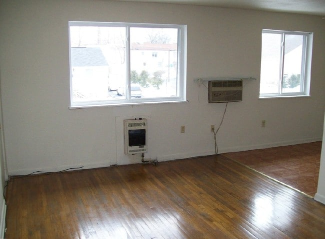 Building Photo - Rolleston Apartments