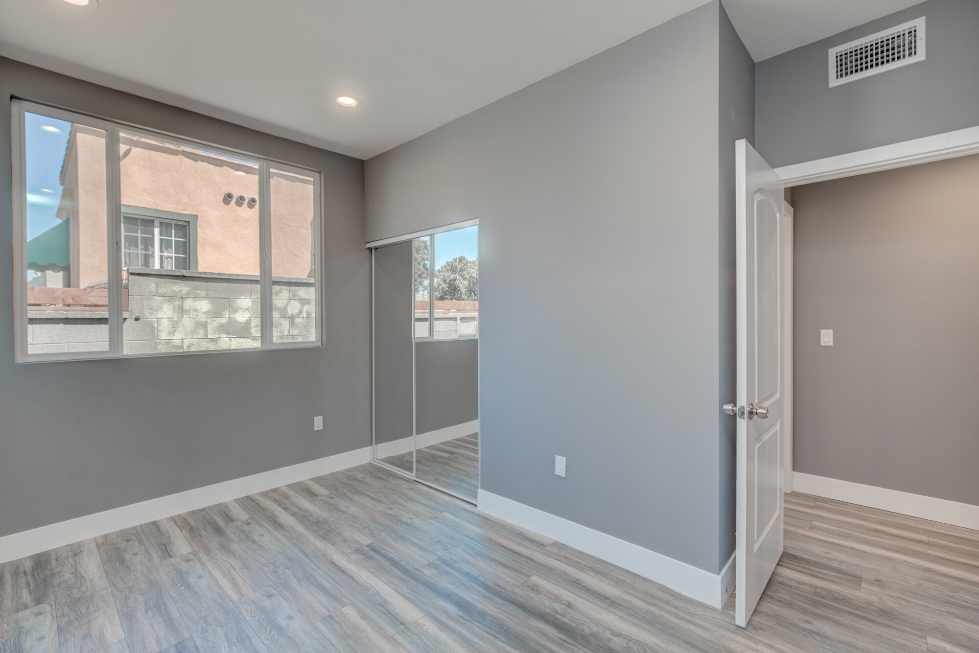 Building Photo - 3626 Cimarron St
