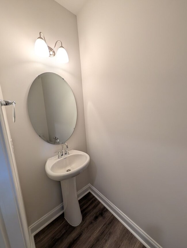 Building Photo - ***RENT SPECIAL** New Construction Townhou...