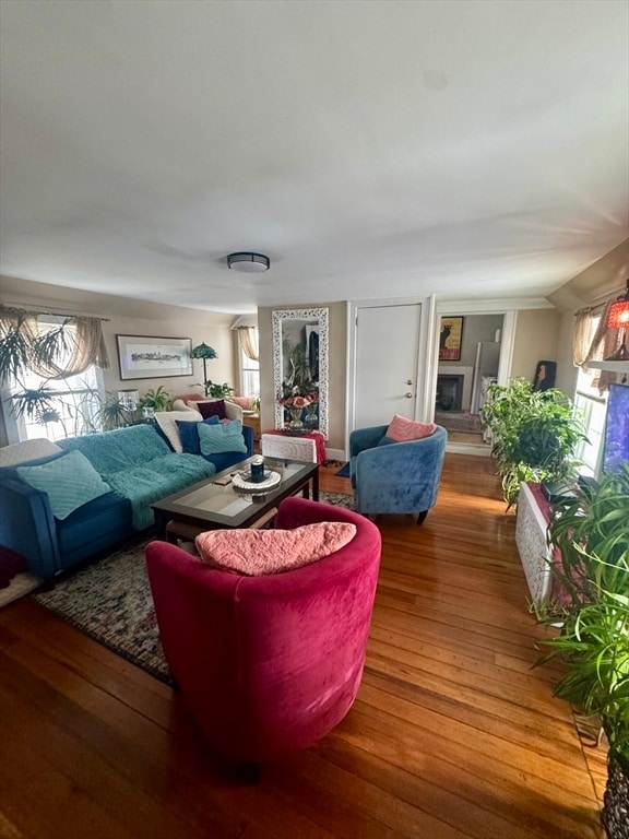 Building Photo - 198 Main St