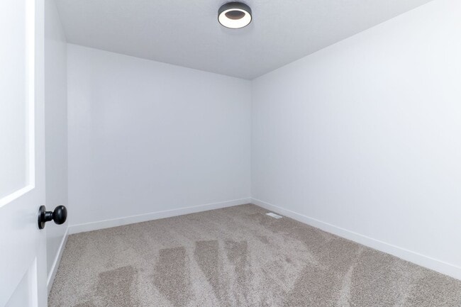 Building Photo - New Construction 3 Bedroom Home!