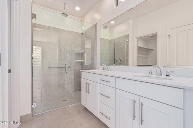 Building Photo - 20357 W Hillcrest Blvd