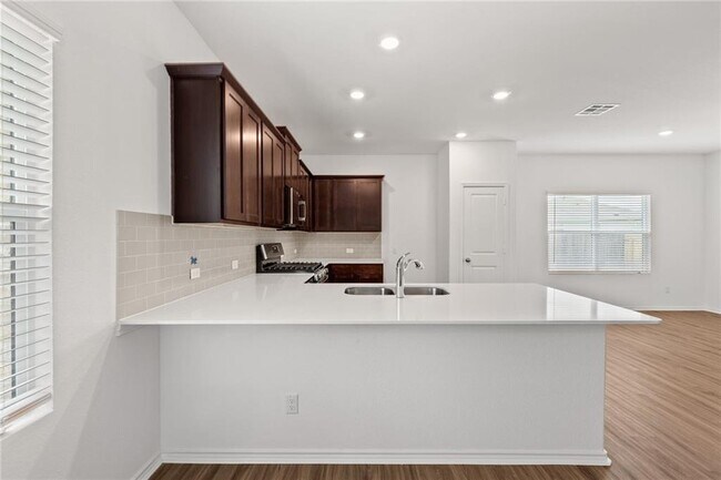 Building Photo - 21724 Wilmiller Ln