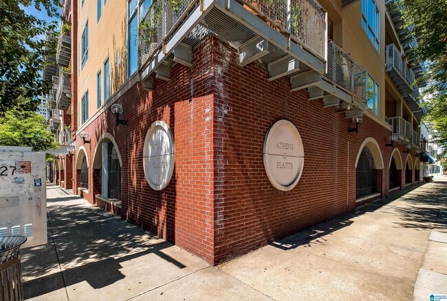 Building Photo - 2222 2nd Ave N