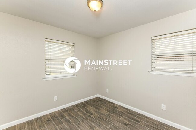 Building Photo - 3 Bedroom Pet-Friendly Home in BURLESON, T...
