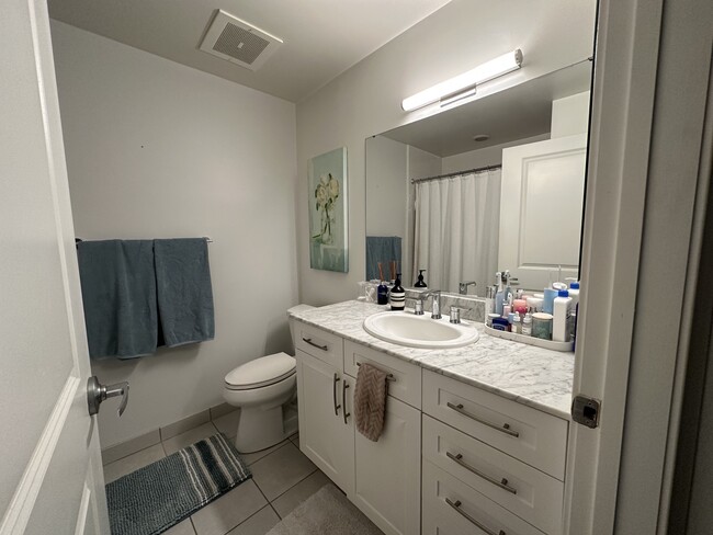 Building Photo - 4101 Albemarle St NW